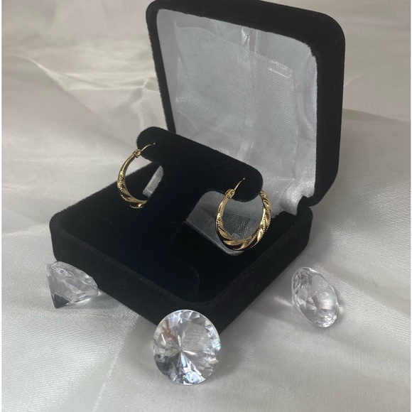 14K YELLOW GOLD vintage twisted hoop earrings REAL GOLD - Picture 2 of 13